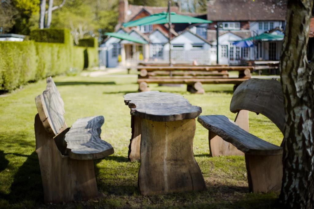 The Old House Inn Burstow Esterno foto